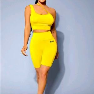 One Shoulder Top & Letter Graphic Biker Shorts